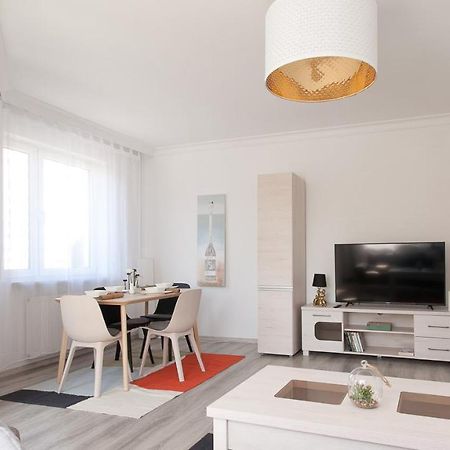 Uroczy Apartament Rzeczna Kołobrzeg Kültér fotó
